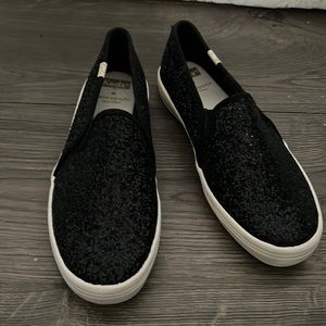 Black sparkle Kate spade never worn Keds
